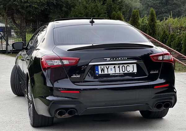 Maserati Ghibli cena 269000 przebieg: 29800, rok produkcji 2020 z Rzeszów małe 232